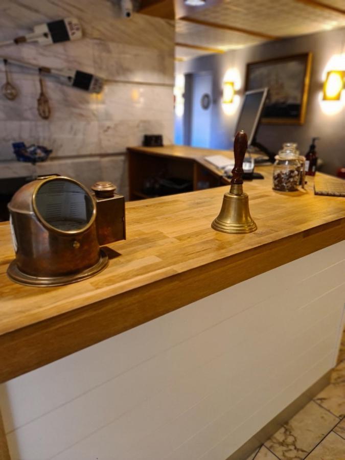 Hamnhotellet Kronan Landskrone Ngoại thất bức ảnh